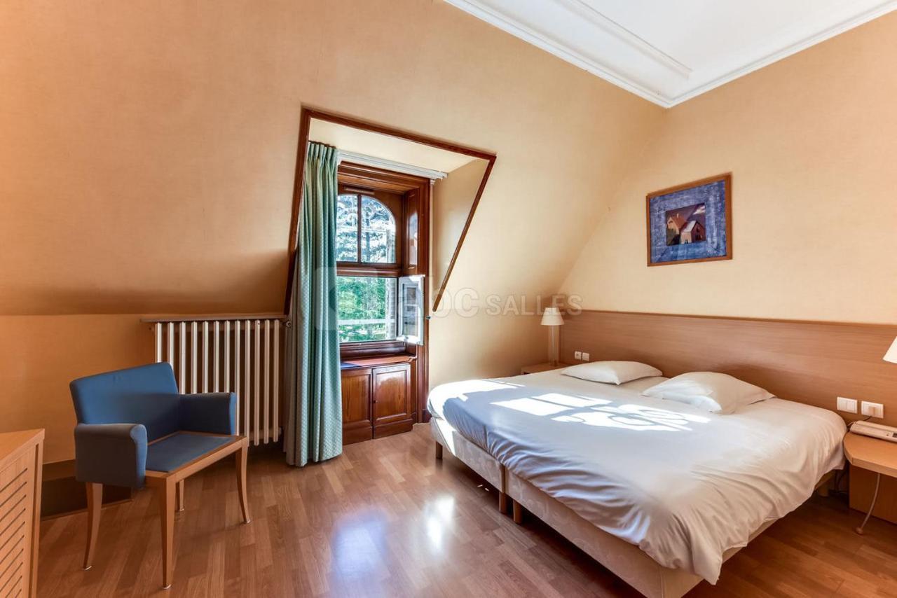 Hotel-Restaurant Domaine De La Grande Garenne Neuvy-sur-Barangeon Εξωτερικό φωτογραφία